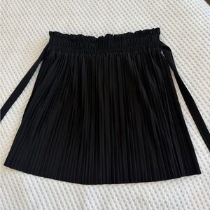 Black Pleated Mini Skirt
